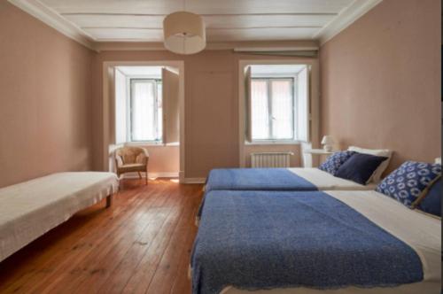 Stunning Apartment near Chiado