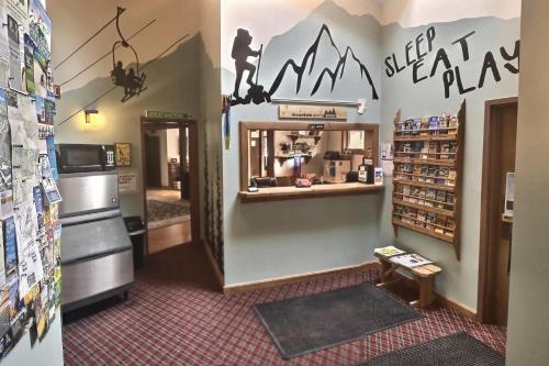 Dapur atau dapur kecil di Mountain Sports Inn