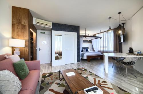 Posezení v ubytování Hotel Luze El Villa