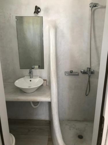 
A bathroom at Livin Mykonos Hotel
