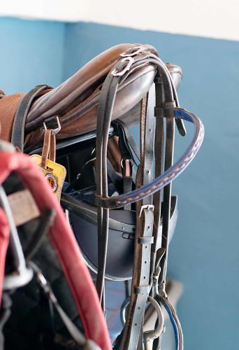 a bunch of wires are hanging from a bag at Ferienwohnung Roderath in Nettersheim