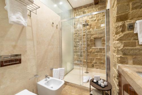 Donati Luxury Tower Suites photo 71