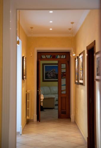 Μια τηλεόραση ή/και κέντρο ψυχαγωγίας στο Solimena House