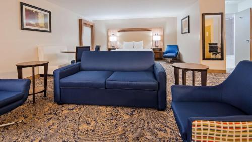 Best Western Plus Kansas City Airport - KCI East Image