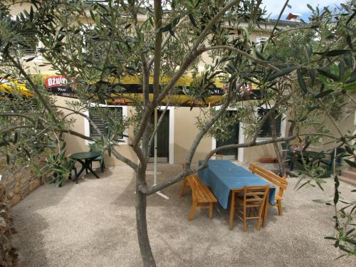 Gallery image of Aparthotel Vila Danica in Dobropoljana