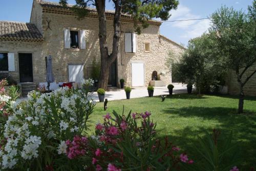 Photo de la galerie de l'établissement B&B dans Mas en pierres, à Robion