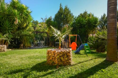 Сад в B&B La Torretta