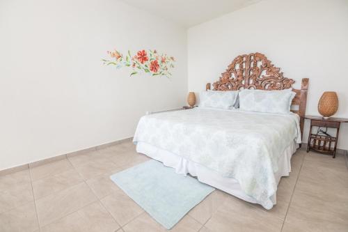 Postel nebo postele na pokoji v ubytování Beach House Rincon