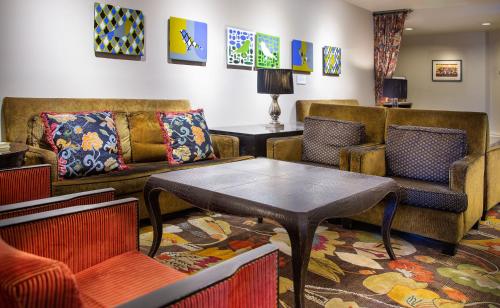The Paramount Hotel Portland Image