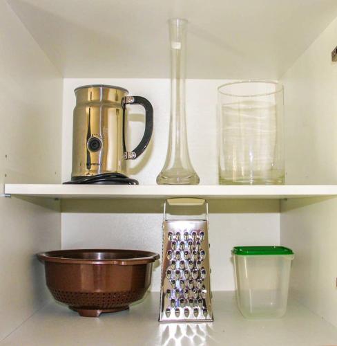 Dapur atau dapur kecil di EXKLUSIVE 2 Zimmer Wohnung mit Balkon in Top Lage!