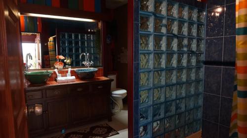 ห้องน้ำของ LePrive Resort