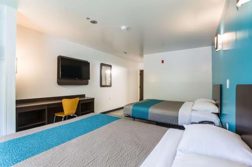 Postel nebo postele na pokoji v ubytování Motel 6-Smyrna, GA - Atlanta