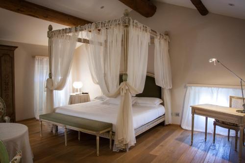 Cama o camas de una habitación en Hotel Villa Nabila