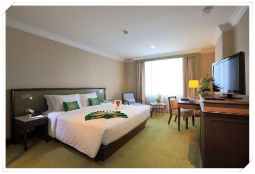 Gallery image of Golden Tulip Sovereign Hotel Bangkok in Bangkok