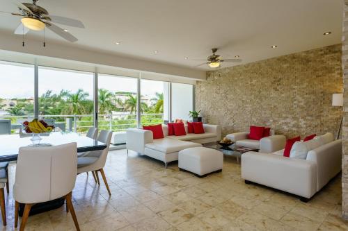 Gallery image of Gorgeous Magia Beachside Condos by Stella Rentals in Playa del Carmen