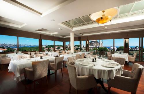 ห้องอาหารหรือที่รับประทานอาหารของ The And Hotel Sultanahmet- Special Category
