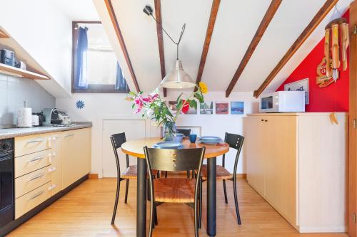 GuestHost - Piazza Risorgimento Cosy Studio