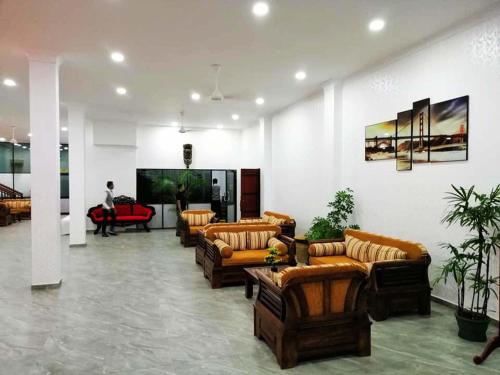 Gallery image of Centauria City Hotel in Embilipitiya