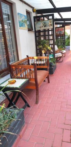 A restaurant or other place to eat at Forestview guesthouse and B&B