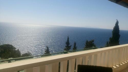 Apartments Dragomil - beautiful sea view