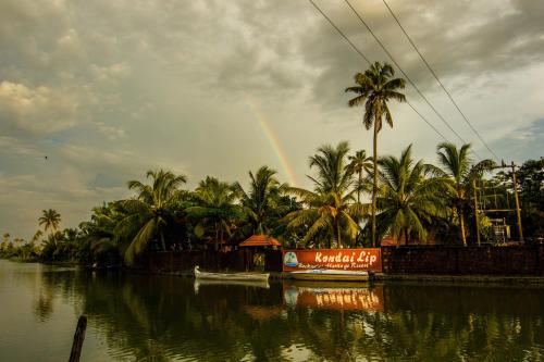 Kondai Lip Backwater Heritage Resort – Photos 4