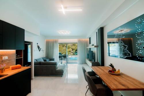 Gallery image of Elite Luxury Villas in Parga