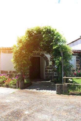 Taman di luar Quinta da Espadana