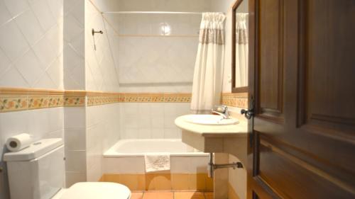 Kylpyhuone majoituspaikassa La Posada del Conde