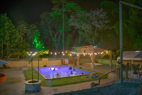 The swimming pool at or close to Lagos de Venecia