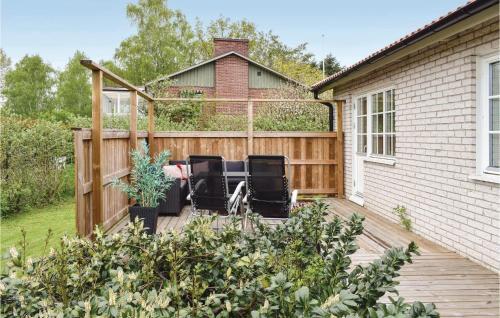 Zahrada ubytování 3 Bedroom Cozy Home In Karlshamn