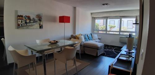 Apartamento La Marina-Ciudad Jardin