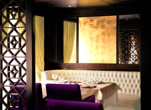 Et opholdsområde på Steigenberger Legacy Nile Cruise - Every Monday 07 & 04 Nights from Luxor - Every Friday 03 Nights from Aswan