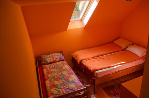 Gallery image of Orange House in Harghita-Băi