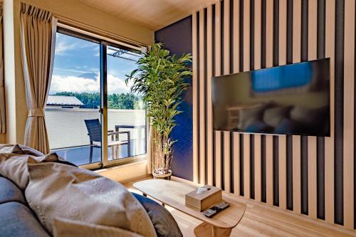 23 ORIYA Mt Fuji -雅MIYABI-