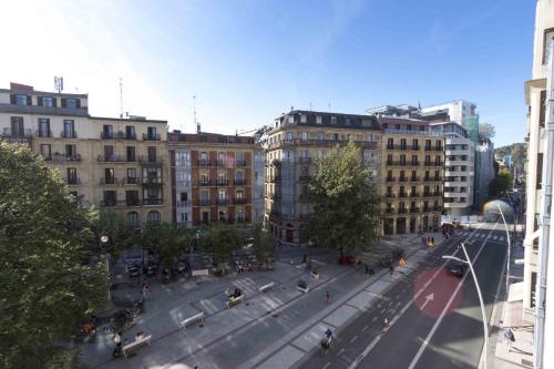 The Rentals Collection - Easo