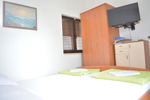 Fotografie z fotogalerie ubytování Apartments Marinko v destinaci Promajna