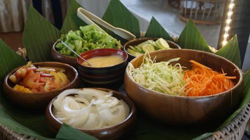 Đồ ăn tại/gần resort