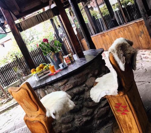 Afbeelding uit fotogalerij van Hotel "Kipro" in Chiprovtsi