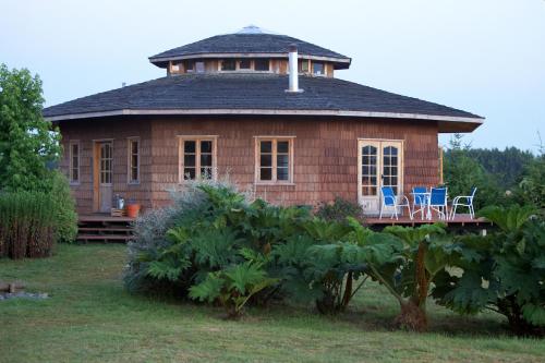 Κήπος έξω από το Hostal Zapato Amarillo