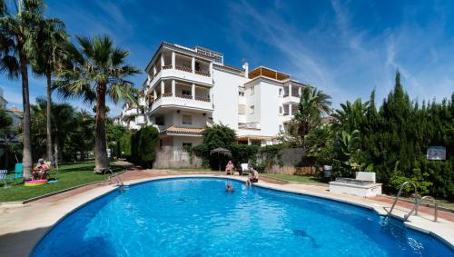 Bazén v ubytování Holidays & Homes I Benalmádena Playa, piscinas ,relax nebo v jeho okolí