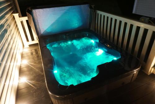 Gallery image of MPoint36 at Tattershall Lakes Hot Tub Lake Views 3 Bedrooms in Tattershall