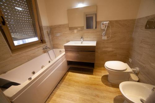 Koupelna v ubytování B&B Miramare Suite