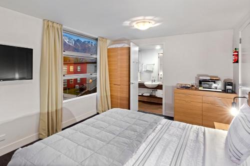 Gallery image of Lakefront Marina Apartment in Queenstown