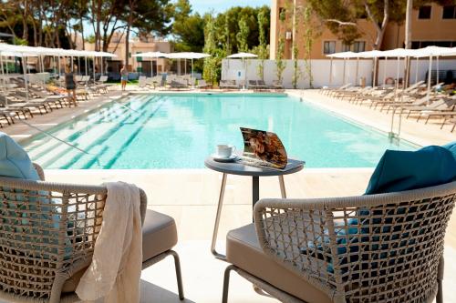 Diamant Hotel & Aparthotelの敷地内または近くにあるプール
