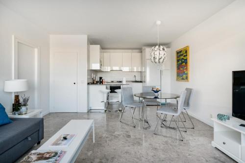 Urbantec Realty - Plaza de Colón