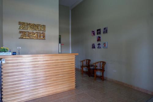 Fotografie z fotogalerie ubytování RedDoorz Syariah At Jalan Jenderal Sudirman Palopo v destinaci Palopo