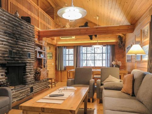 Khu vực ghế ngồi tại Holiday Home Keromaja by Interhome