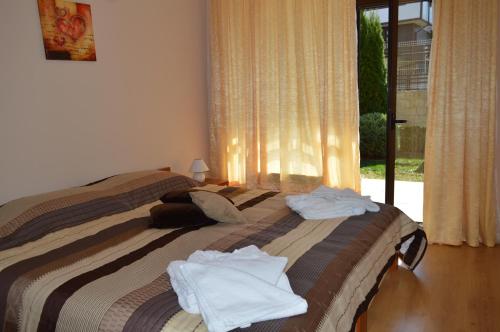 Posteľ alebo postele v izbe v ubytovaní Stylish 1 BR apartment in Aspen Golf Resort