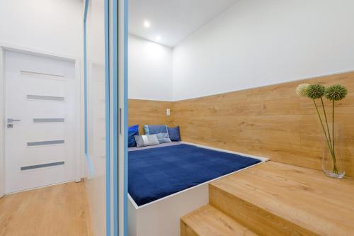 Posteľ alebo postele v izbe v ubytovaní Amber / Navy Design Apartments with A/C