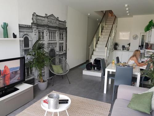 Fotografie z fotogalerie ubytování Duplex Maisonette with Heated P-Pool and Jacuzzi v destinaci St Julian's